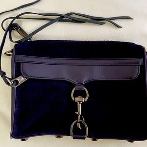 MINKOFF 9x7x2" midnight blue suede/leather, crossbody or satchel. Smoke free.